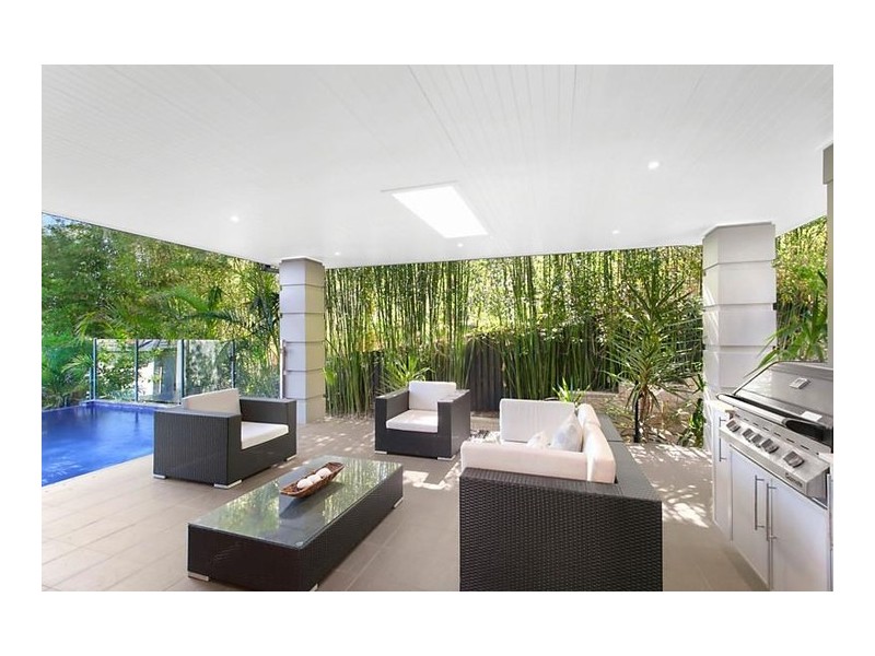 8 Janette Place, Castle Hill NSW 2154