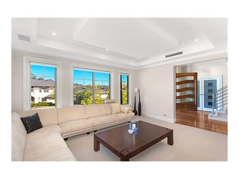 8 Janette Place, Castle Hill NSW 2154