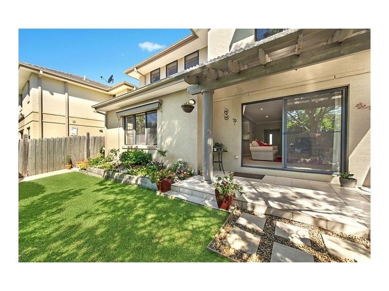 18 Chestnut Grove, Kellyville NSW 2155