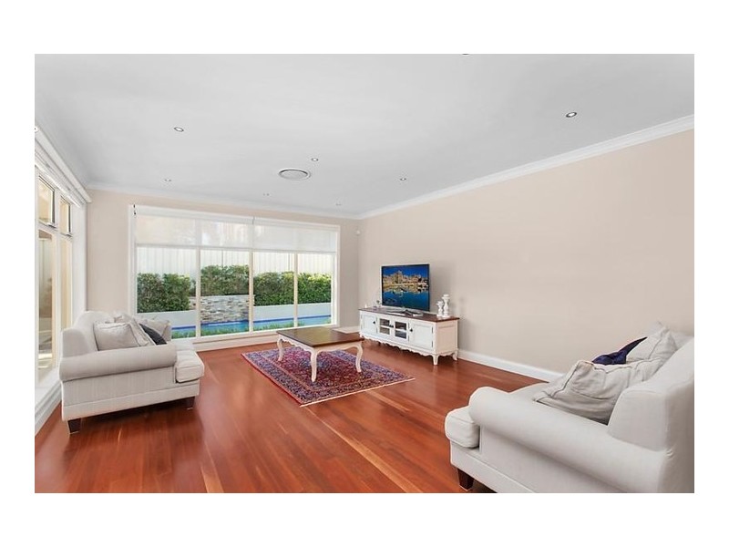 19 Brookfield Way, Castle Hill NSW 2154