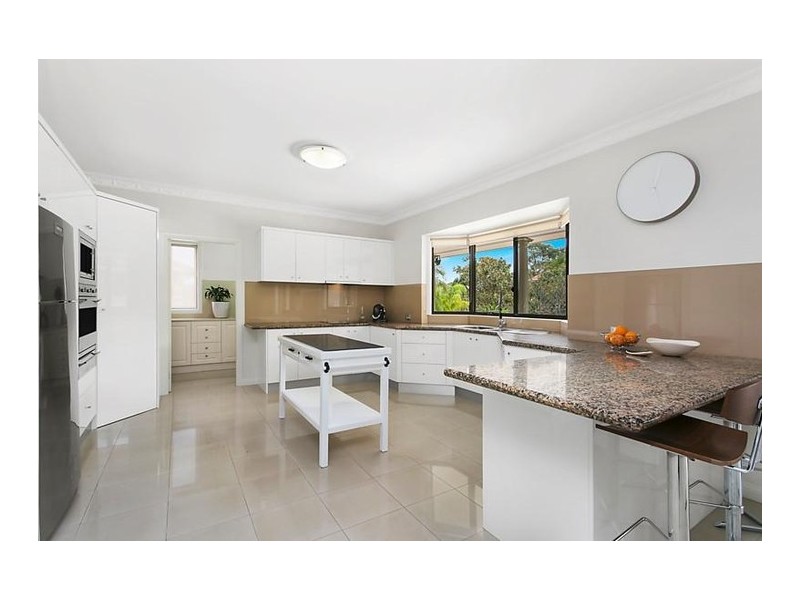 11 Carina Place, Castle Hill NSW 2154