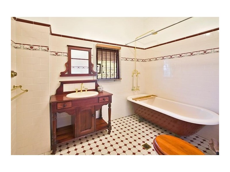 121 Old Northern Road, Baulkham Hills NSW 2153