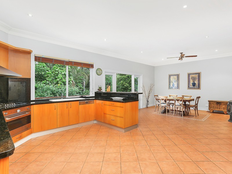 220 Ridgecrop Drive, Castle Hill NSW 2154