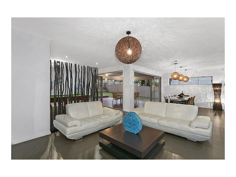 11 Kirkwall Avenue, Castle Hill NSW 2154