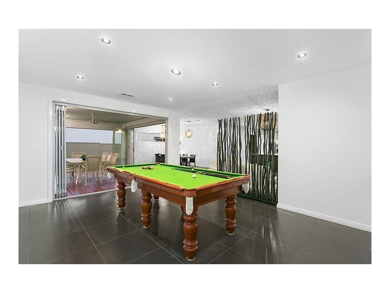 11 Kirkwall Avenue, Castle Hill NSW 2154