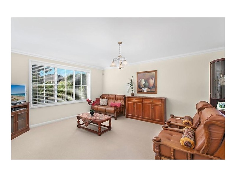 32 St Pauls Avenue, Castle Hill NSW 2154