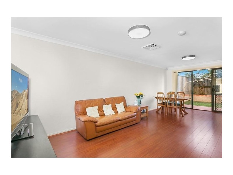 2/23A Charles Street, Baulkham Hills NSW 2153