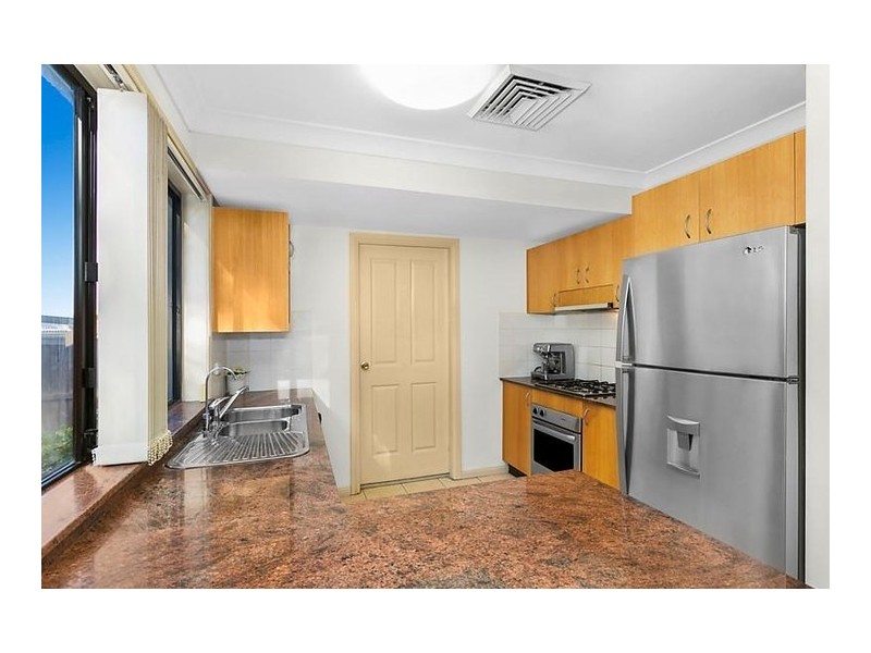 2/23A Charles Street, Baulkham Hills NSW 2153