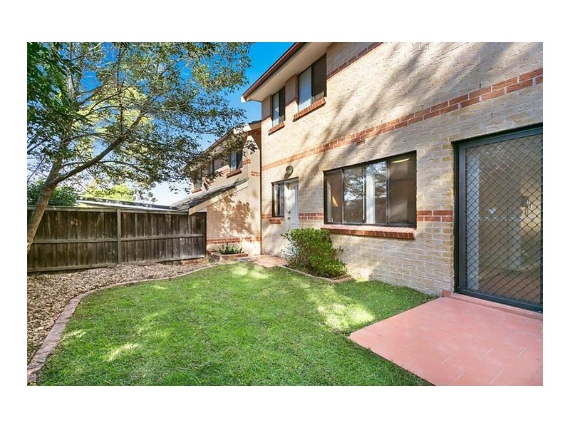 2/23A Charles Street, Baulkham Hills NSW 2153