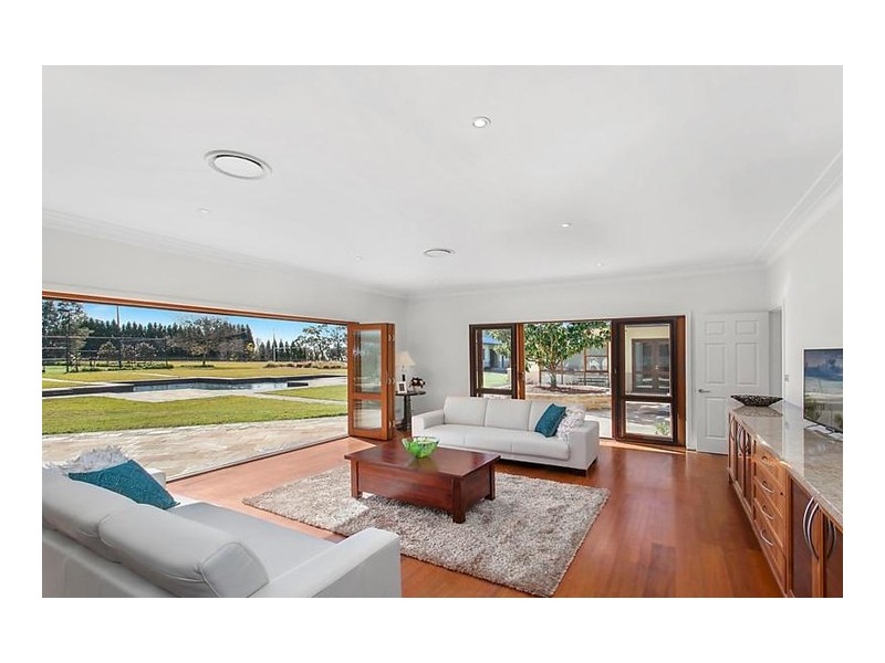 52 Cobah Road, Arcadia NSW 2159