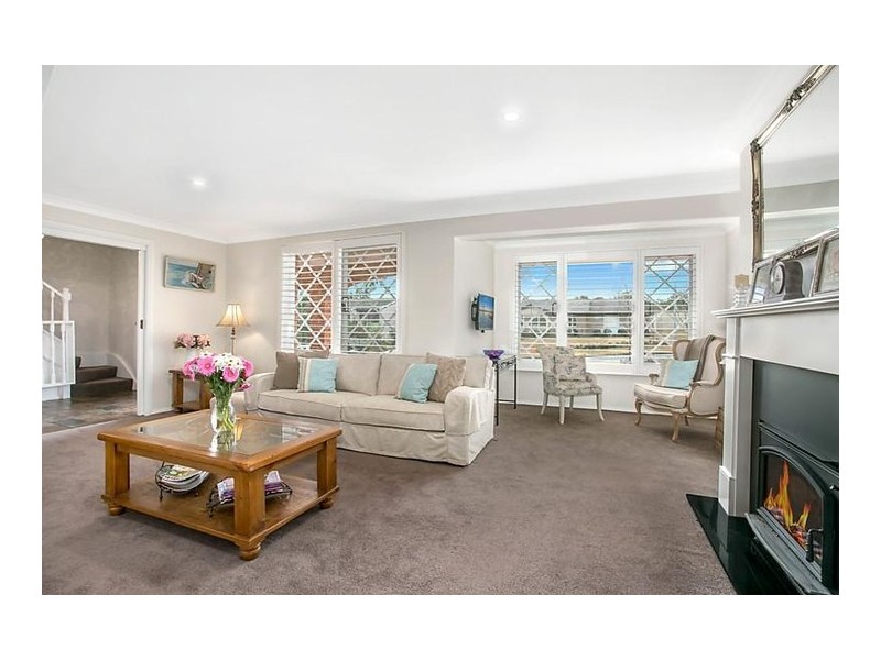 18 St Marks Avenue, Castle Hill NSW 2154