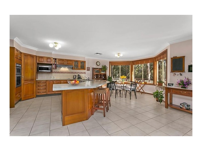 16 Penderlea Drive, West Pennant Hills NSW 2125