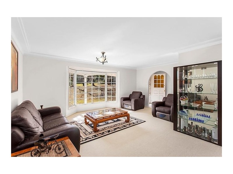 9 Cadman Crescent, Castle Hill NSW 2154