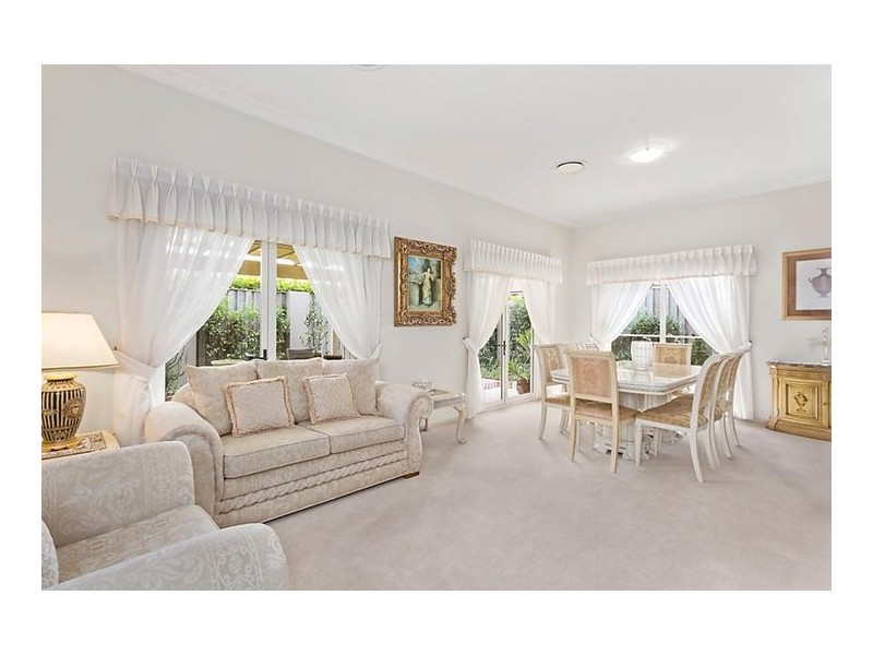 43 Linden Way, Bella Vista NSW 2153