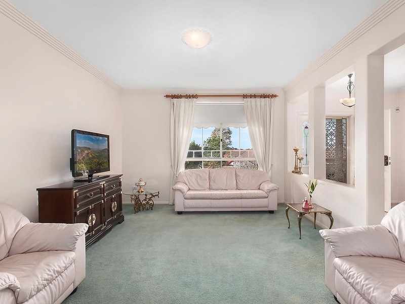 25 Stock Farm Avenue, Bella Vista NSW 2153