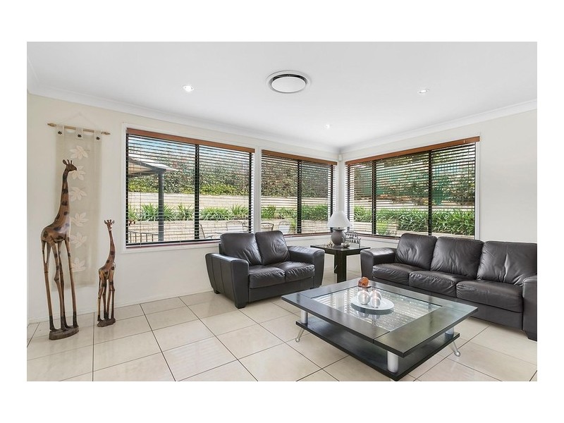 11 Vivaldi Place, Beaumont Hills NSW 2155