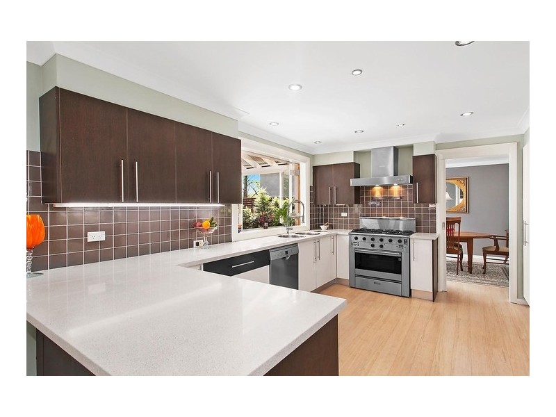 11 Bennett Place, Castle Hill NSW 2154