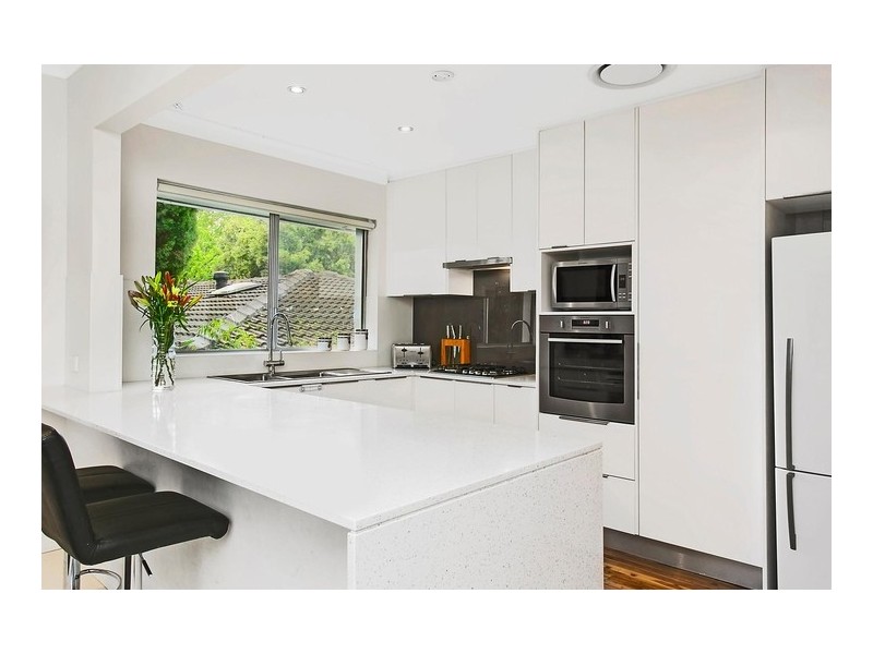 10 Gregory Avenue, Baulkham Hills NSW 2153