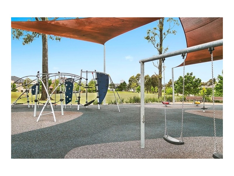 17 Chamonix Place, Bella Vista NSW 2153