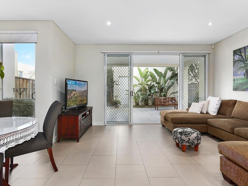 87 Brighton Drive, Bella Vista NSW 2153