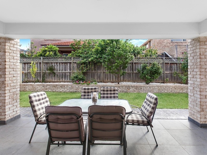 65 St Pauls Avenue, Castle Hill NSW 2154