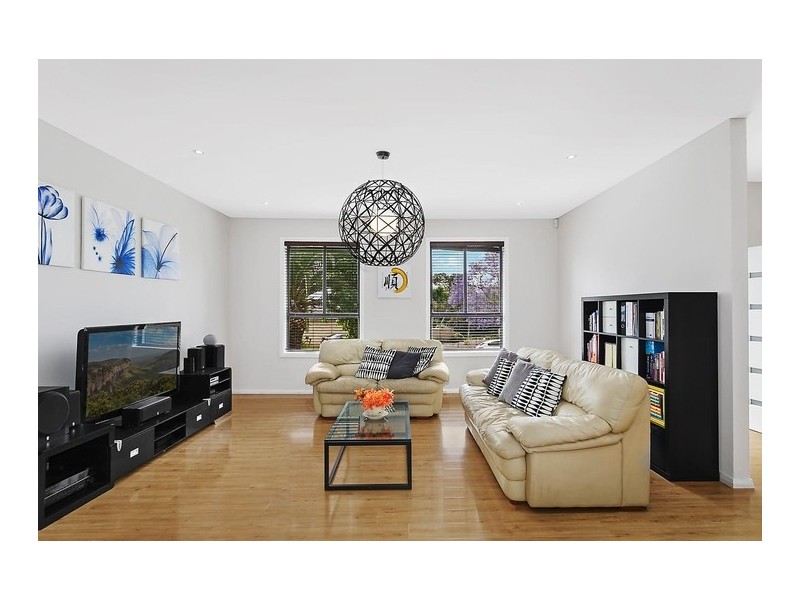 4 Carver Crescent, Baulkham Hills NSW 2153