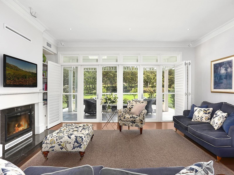 10 Farm Road, Kenthurst NSW 2156