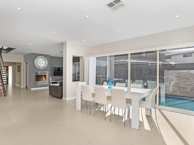 11 Lewis Jones Drive, Kellyville NSW 2155