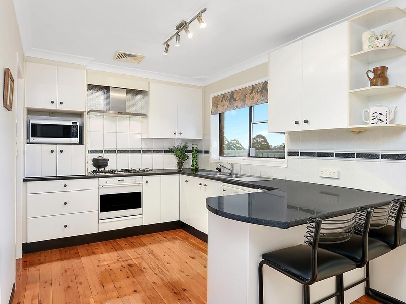 19 Carver Crescent, Baulkham Hills NSW 2153