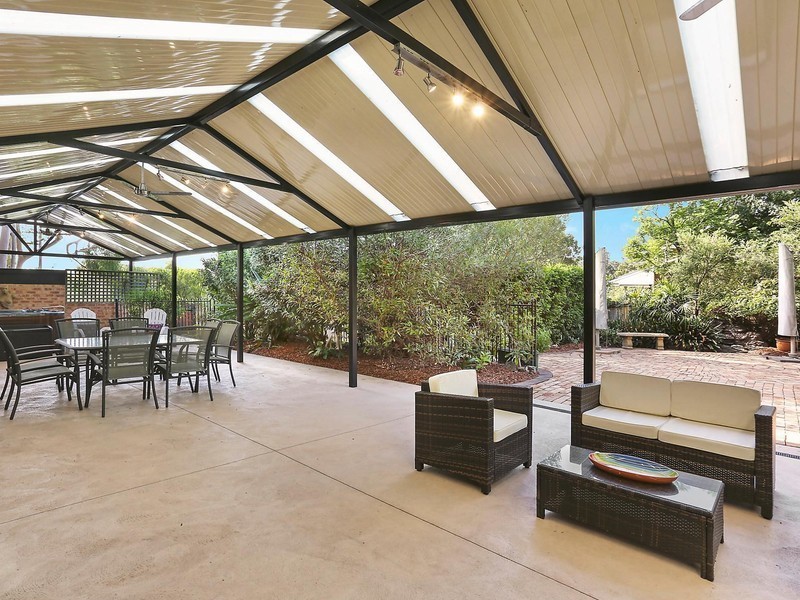 25 Daphne Avenue, Castle Hill NSW 2154