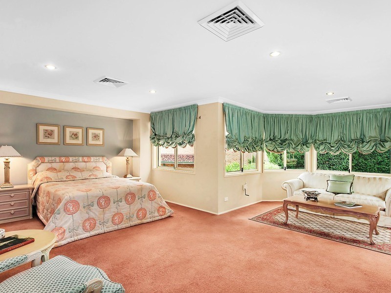 15 The Glade, West Pennant Hills NSW 2125