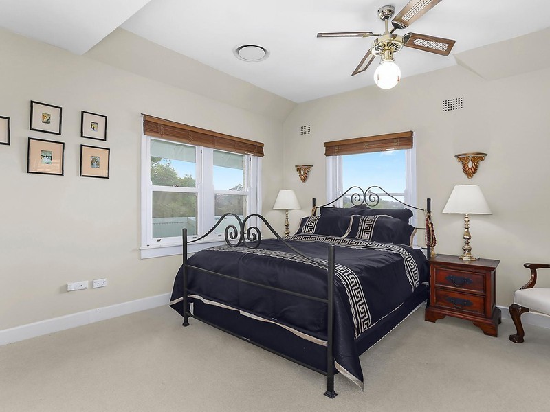 4 Bolwarra Crescent, Castle Hill NSW 2154