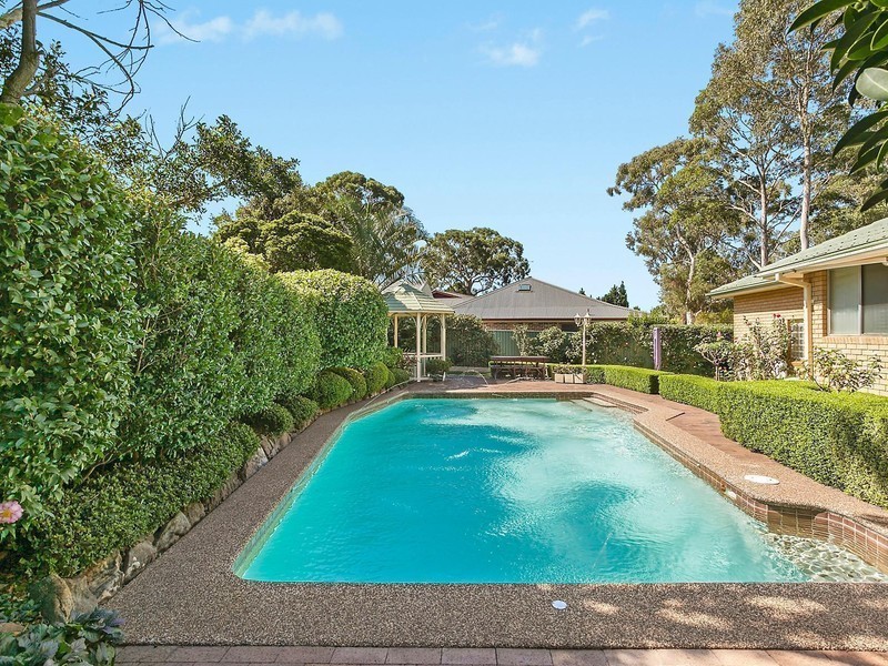 8 St James Avenue, Baulkham Hills NSW 2153