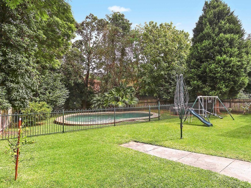 24 Hume Avenue, Castle Hill NSW 2154