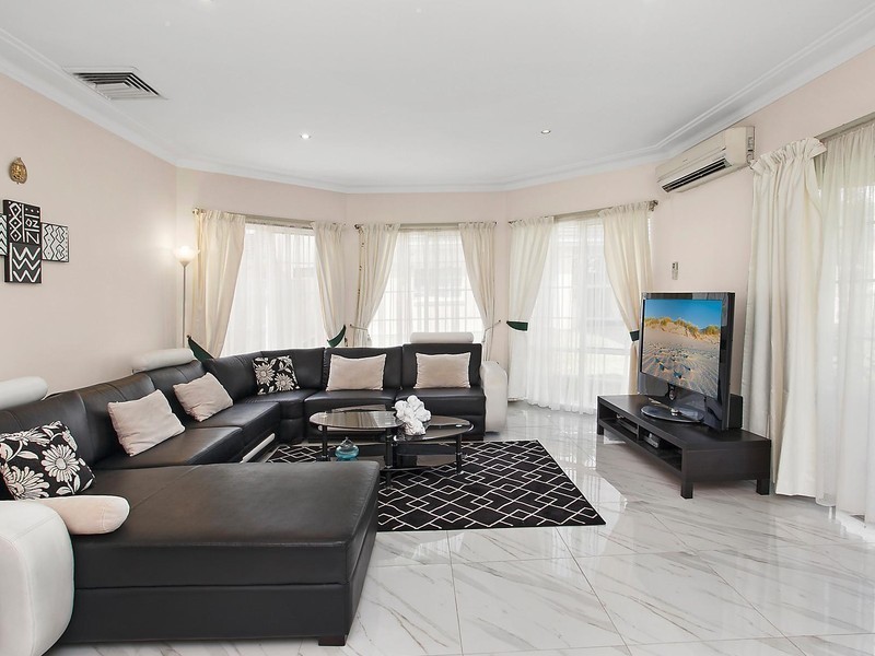 15 Penderlea Drive, West Pennant Hills NSW 2125