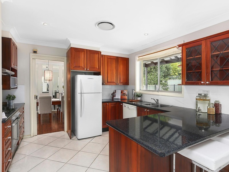 25 Bowman Avenue, Castle Hill NSW 2154