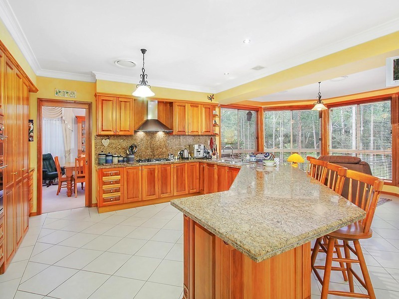 5 Neville Court, Castle Hill NSW 2154