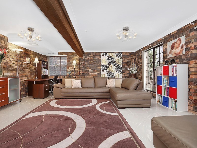 61 Francis Greenway Drive, Cherrybrook NSW 2126