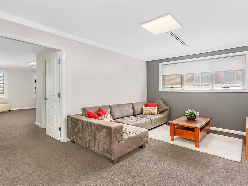 15 Bel Air Drive, Kellyville NSW 2155