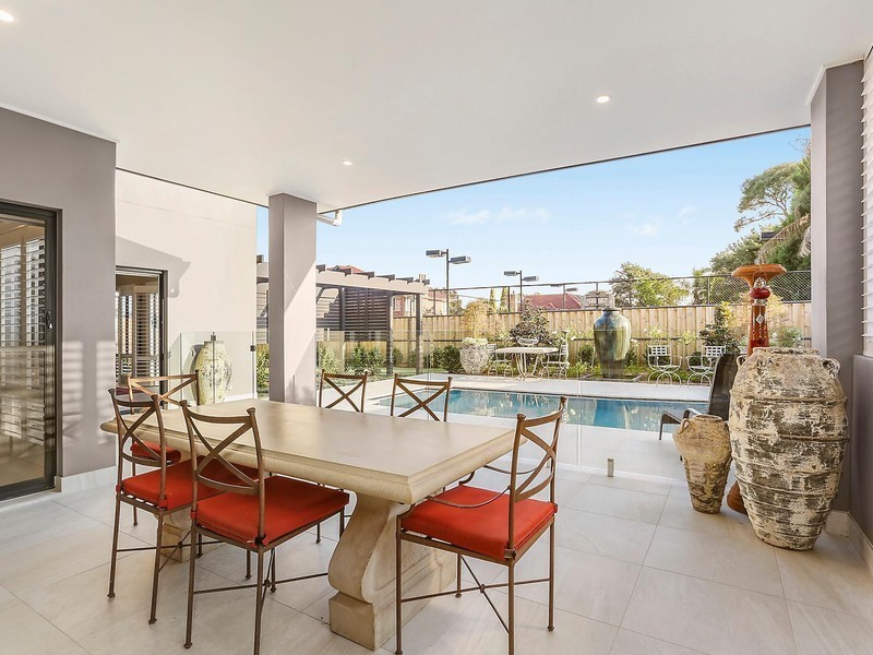 8 Yarralumla Way, West Pennant Hills NSW 2125