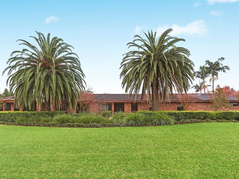 6 Campbell Crescent, Glenorie NSW 2157