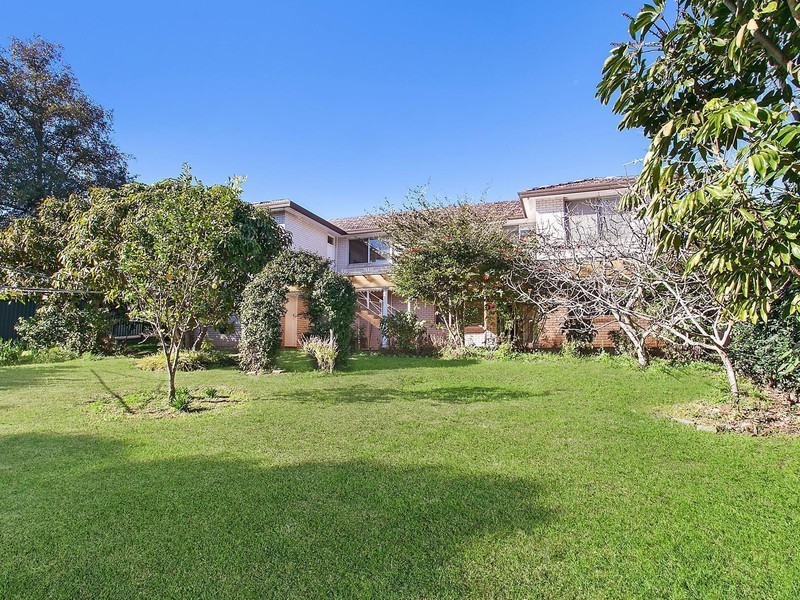 35 Aiken Road, West Pennant Hills NSW 2125