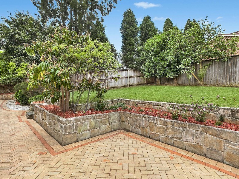 16 Nicholas Close, Bella Vista NSW 2153