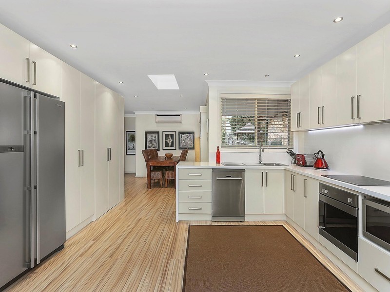 2/79 Crane Road, Castle Hill NSW 2154