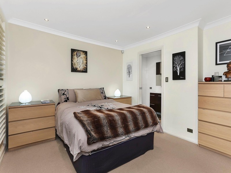 2/79 Crane Road, Castle Hill NSW 2154