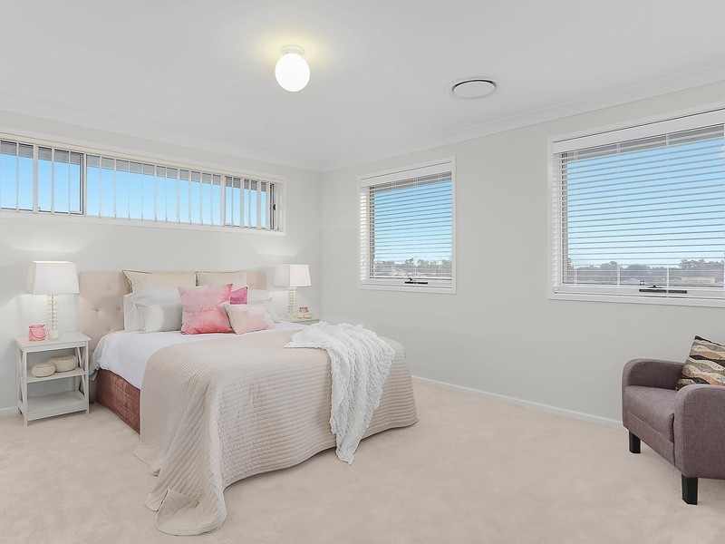 27 Bresnihan Avenue, Kellyville NSW 2155