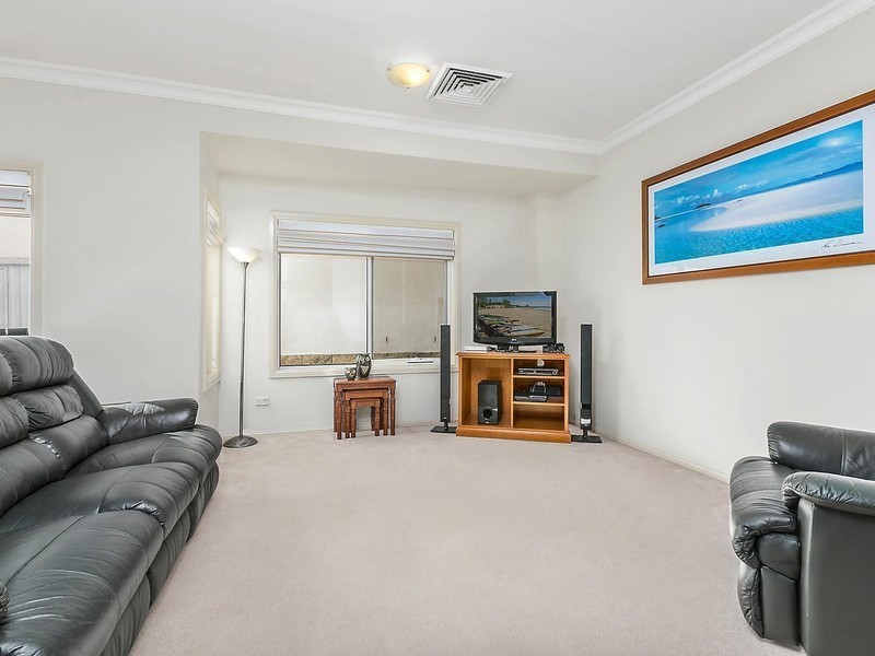 52 Linden Way, Bella Vista NSW 2153