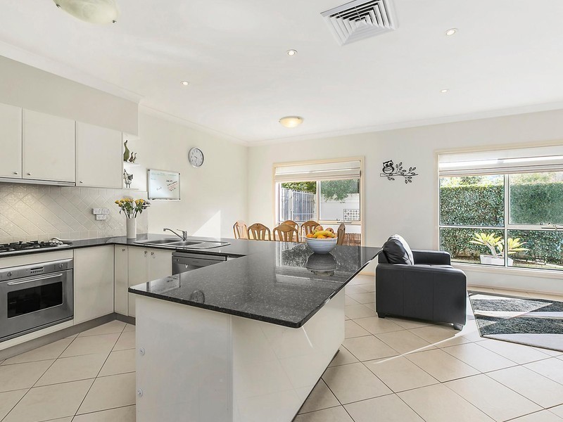 52 Linden Way, Bella Vista NSW 2153