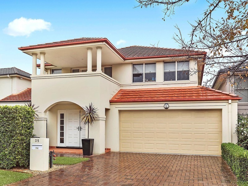 35 Linden Way, Bella Vista NSW 2153