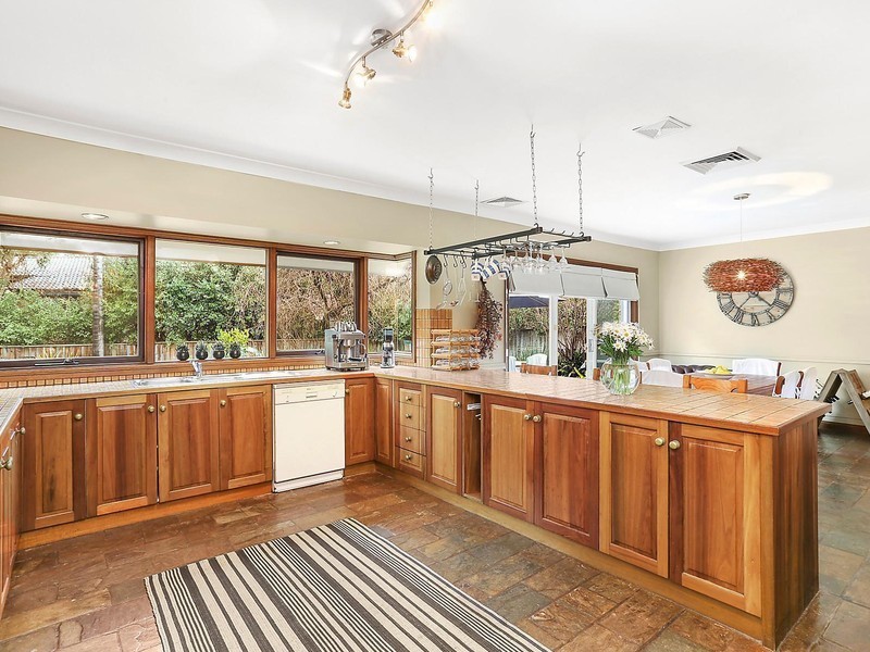 46 Castlewood Drive, Castle Hill NSW 2154